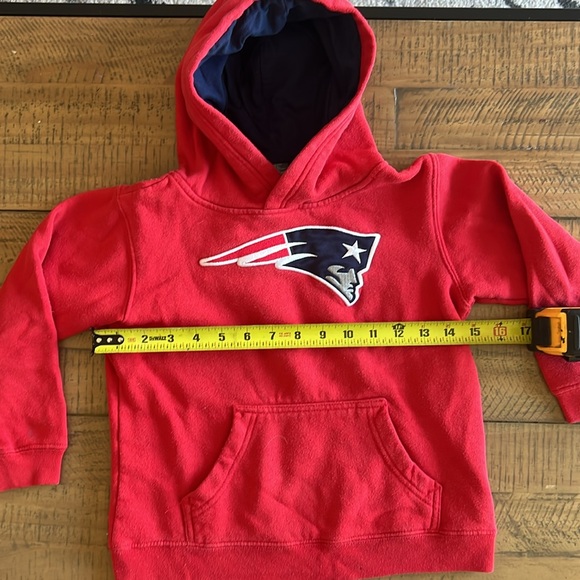 New England Patriots Hoodie - Kids Large (7) - Picture 9 of 15